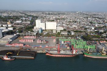 Pelindo lakukan standarisasi layanan melalui aplikasi PTOS-M