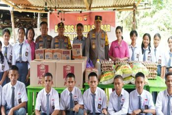 Polda Sulbar bantu penanganan stunting melalui program Polri Peduli