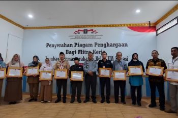 Dompet Dhuafa menerima penghargaan dari Kemenkumham RI