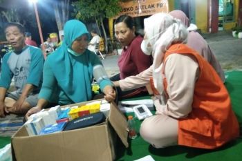 Pemkot Mojokerto layani kesehatan warga terdampak kebakaran TPA