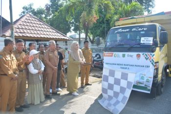 Puluhan ribu warga Bima dapatkan beras cadangan pemerintah