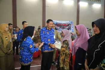 Jateng  mulai salurkan cadangan pangan ke warga terdampak kekeringan