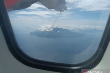 Warga Kepulauan Sangihe diajak patuhi radius bahaya Gunung Awu