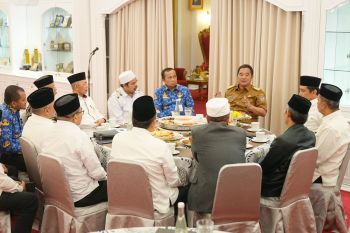 Penjabat Gubernur Sulsel mengajak MUI tangani inflasi dan stunting