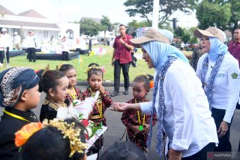 Iriana Jokowi ajak pelajar Yogyakarta bermain dolanan tradisional