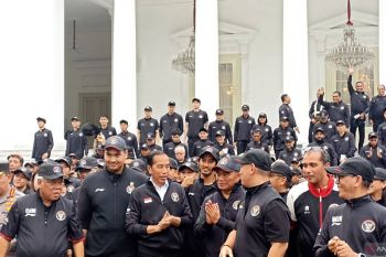Jokowi minta kontingen Indonesia masuk 10 besar di Asian Games Hangzhou