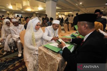 Isbat nikah massal di Surabaya