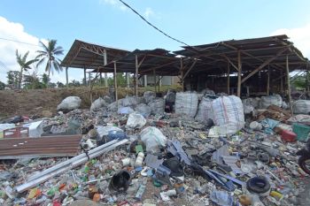 Iwin "si penangkal tumpukan sampah" di Jelantik