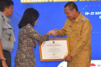 Wako Pariaman terima penghargaan dari Kemenkumham RI