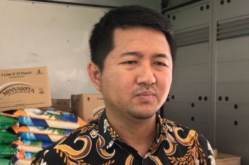 Bulog Batam menyalurkan 200 ton beras cadangan pangan pemerintah