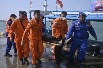 Polres  Jepara gelar simulasi penanganan kapal terbakar