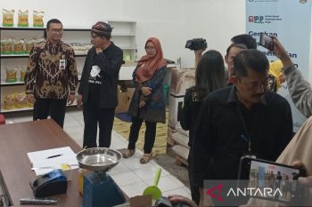 Bupati Banyumas: Toko TPID ditujukan untuk cegah  inflasi
