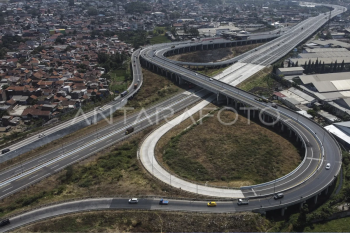 Realisasi investasi di sektor jalan Tol