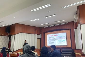 Akademisi: Workshop desain poster untuk susun strategi Pimnas 2023.
