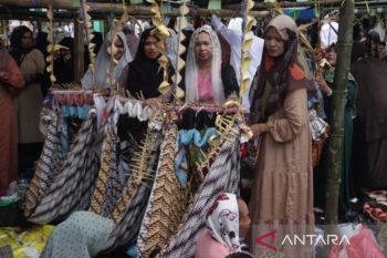 Ribuan orang daftar "Ba'ayun Maulid" di Masjid Keramat Tapin