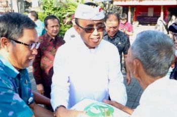 Pemkot Denpasar bagikan cadangan beras pemerintah ke 4.101 KPM