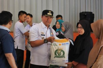 Pemkab Lampung Barat salurkan bantuan beras CPP ke 30.631 warga