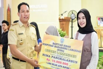 Pemkab Lamandau beri beasiswa kepada 667 mahasiswa