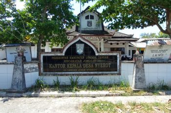 Desa Nyerot Loteng salurkan bansos kepada 519 warga