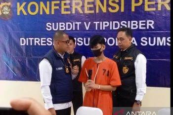 Polda Sumsel menangkap pelaku penipuan  modus APK surat tilang