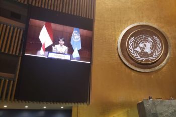 Menlu RI Retno Marsudi tegaskan senjata nuklir harus dimusnahkan total