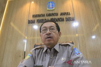 Bappenda Jayapura minta warga minta karcis setelah bayar retribusi