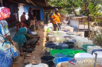 BPBD Situbondo distribusikan air ke wilayah terdampak kekeringan