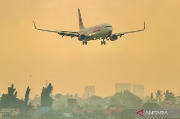 Penerbangan pesawat di Kalsel normal meski kabut asap pada Sabtu