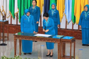 Linda Onibala dilantik sebagai ketua TP PKK Provinsi Papua