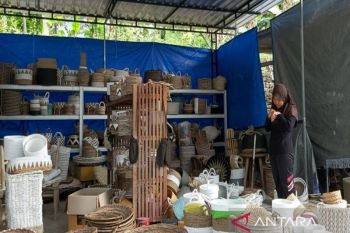 Kulon Progo dampingi 200 UKM membuat akun toko daring