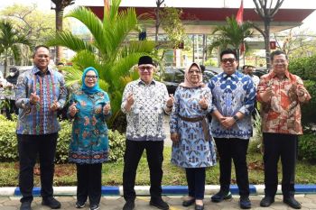 Taspen tanam 1000 pohon untuk mengatasi polusi udara Jakarta