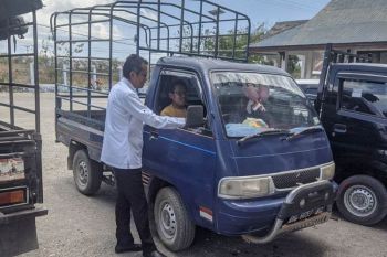 Ombudsman NTT minta masyarakat laporkan pungli dalam uji kendaraan