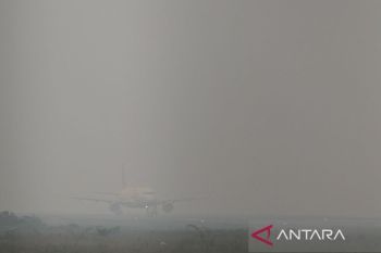 Senin, sebagian besar wilayah Indonesia diprakirakan cerah berawan Senin