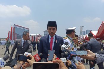 Jokowi merespons usulan dirinya jadi Ketua Umum PDI Perjuangan