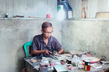 Perajin perak Ungga Lombok Tengah berharap raih untung dari MotoGP