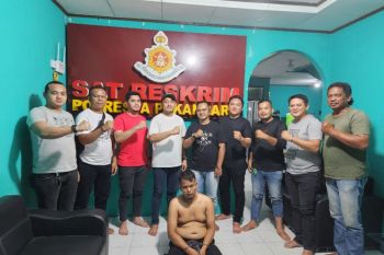 Polresta Kendari tangkap seorang polisi gadungan di Riau terkait pidana ITE