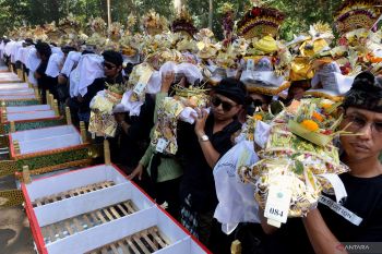 Upacara Ngaben Massal lima tahunan kembali digelar di Legian