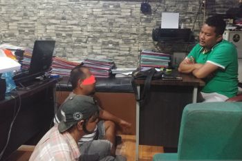 Polresta Padang membekuk dua pencuri besi rel kereta api