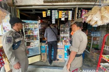 Bea Cukai Malili bersama Satpol PP Palopo gencarkan Operasi Gempur Rokok Ilegal
