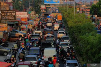Masyarakat berharap jembatan layang Panam segera dibangun