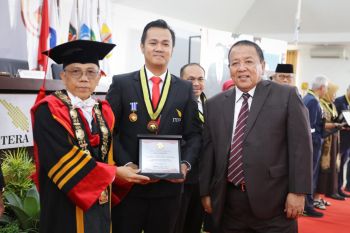 Gubernur Arinal hadiri sidang terbuka dalam rangka Dies Natalis Itera ke-9