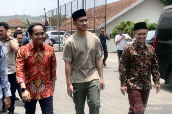Kaesang silaturahmi ke kiai dan santri 2 ponpes di Jawa Barat