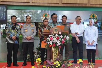 Menkopolhukam Mahfud MD minta kasus dugaan pemerasan KPK ke SYL selesai dengan benar