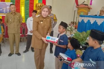 Pemkab Inhu gelar sunat massal gratis kepada warga tak mampu