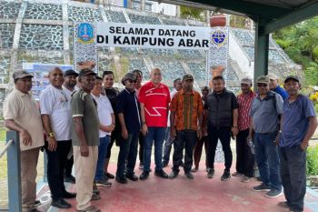 Kadin Papua siap membantu perajin gerabah Kampung Abar