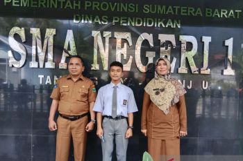 Siswa SMAN 1 Tanjung Raya Agam terpilih sebagai delegasi AWMUN VI di Thailand