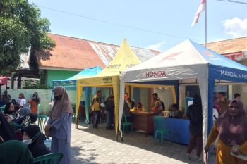 Pemkot Palu berikan bantuan dana usaha ke 1.853 pelaku UMKM