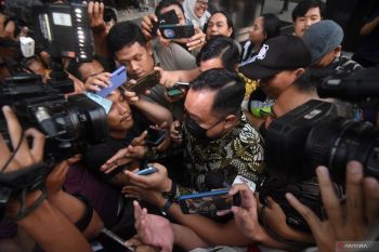 Hukum kemarin, korupsi di Kementan hingga upaya evakuasi WNI dari Palestina