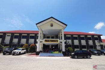Oknum polisi di Gorontalo diamankan setelah mengigit telinga teman perempuannya