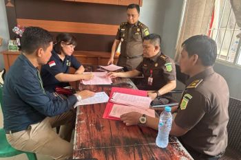 Kejati Sulsel limpahkan berkas perkara tersangka dugaan korupsi Pegadaian Rantepao